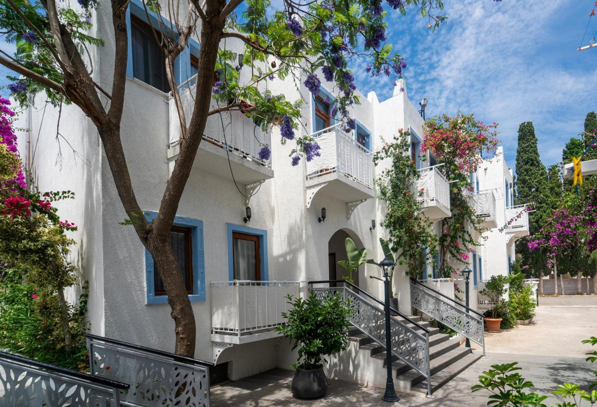 Manuela Boutique Hotel Bitez Eksteriør billede